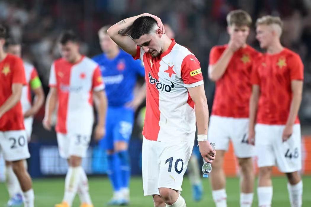 星空体育官网-里程碑夜!曼联完成体检,荷甲今晚刷纪录,信心回归,纪律约束更严格的简单介绍